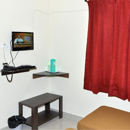 Maple Inn Budget Hotel Bangalore Esterno foto