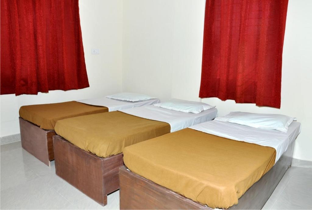 Maple Inn Budget Hotel Bangalore Esterno foto